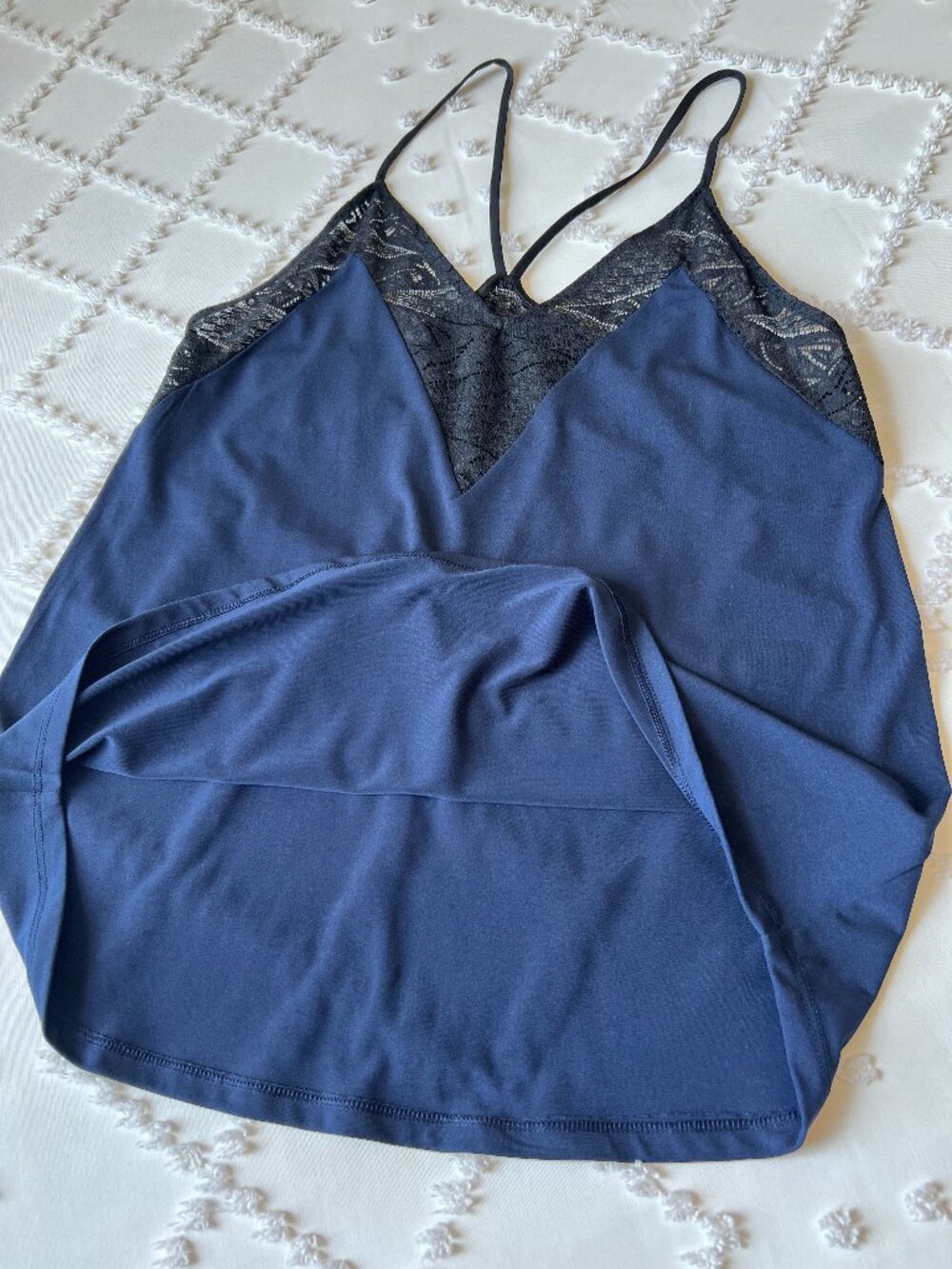 Express Navy Blue Cami Top Black Lace Trim V-Neck Spaghetti Strap SIZE MEDIUM - Picture 5 of 16